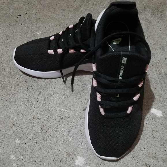 Sneakers - Picture 1 of 2